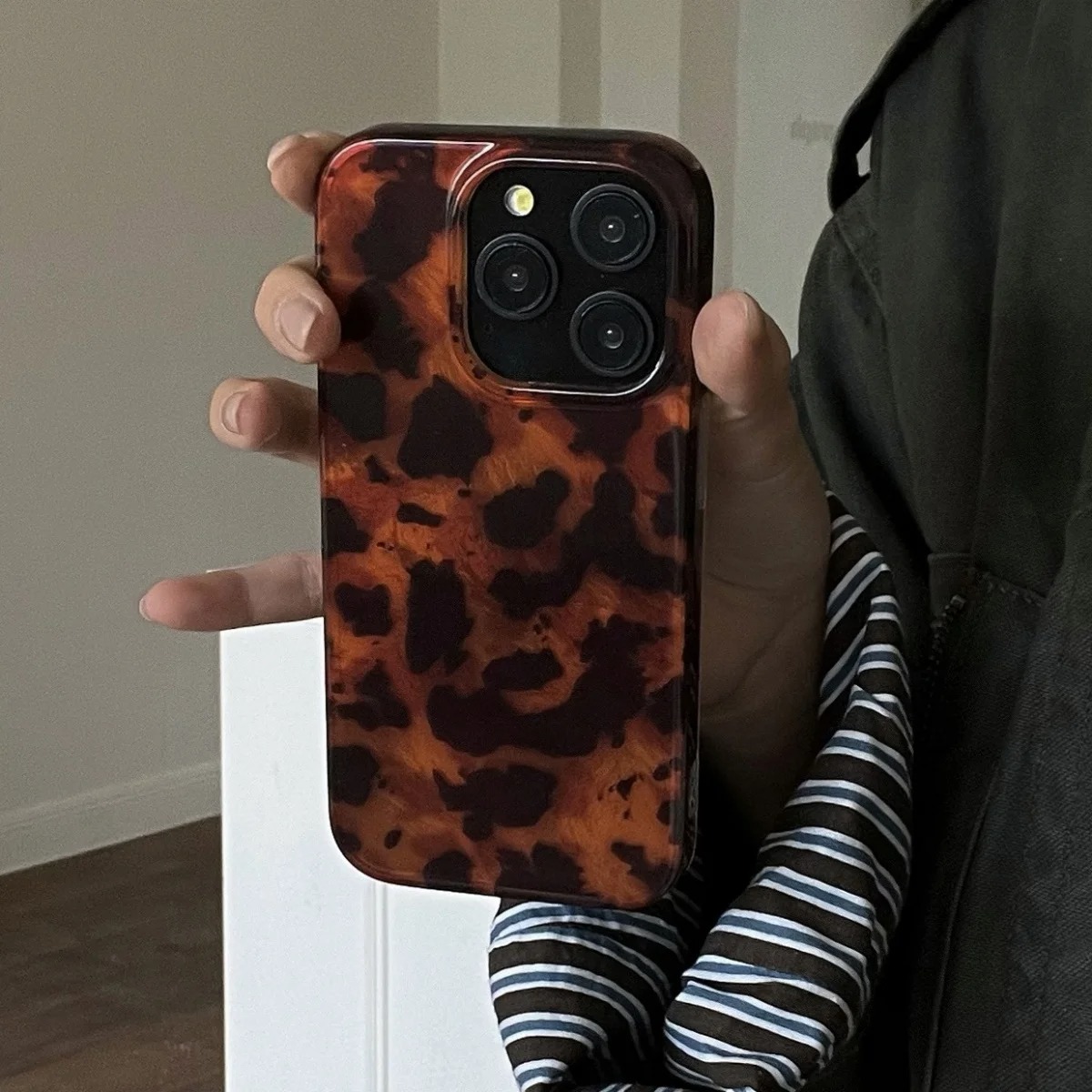 Retro Amber Dokulu Lazer Telef - Phone Cases Online incelemesi ve fiyatı